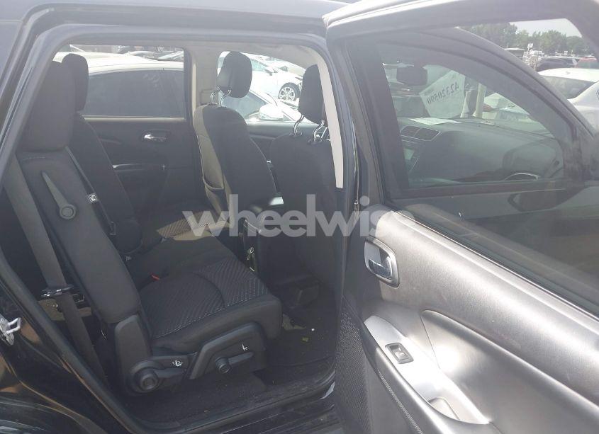 Photo 8 of 2017 Dodge Journey CROSSROAD (VIN 3C4PDCGG1HT554945)