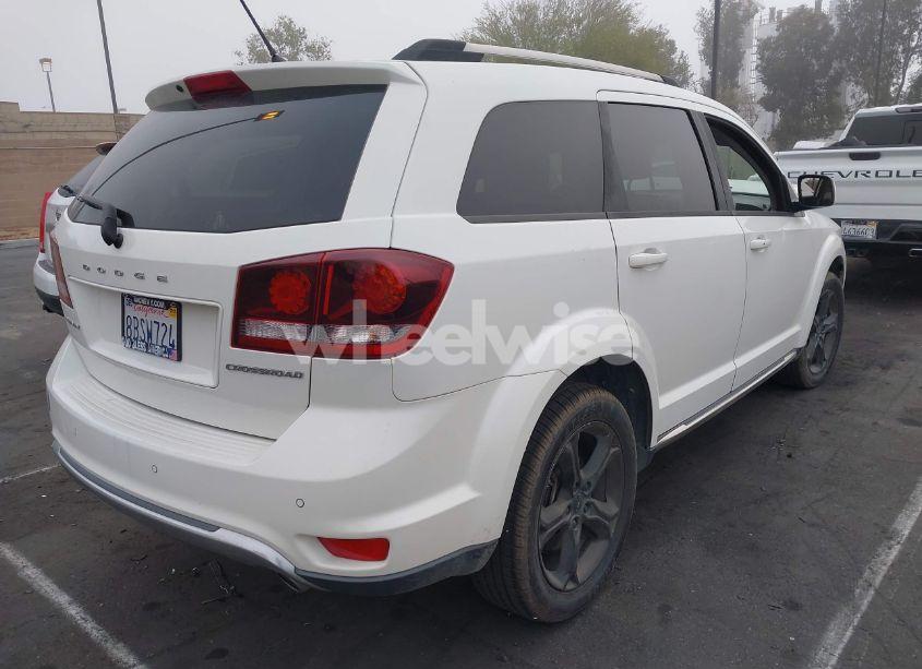 Photo 4 of 2017 Dodge Journey CROSSROAD PLUS (VIN 3C4PDCGG1HT566478)