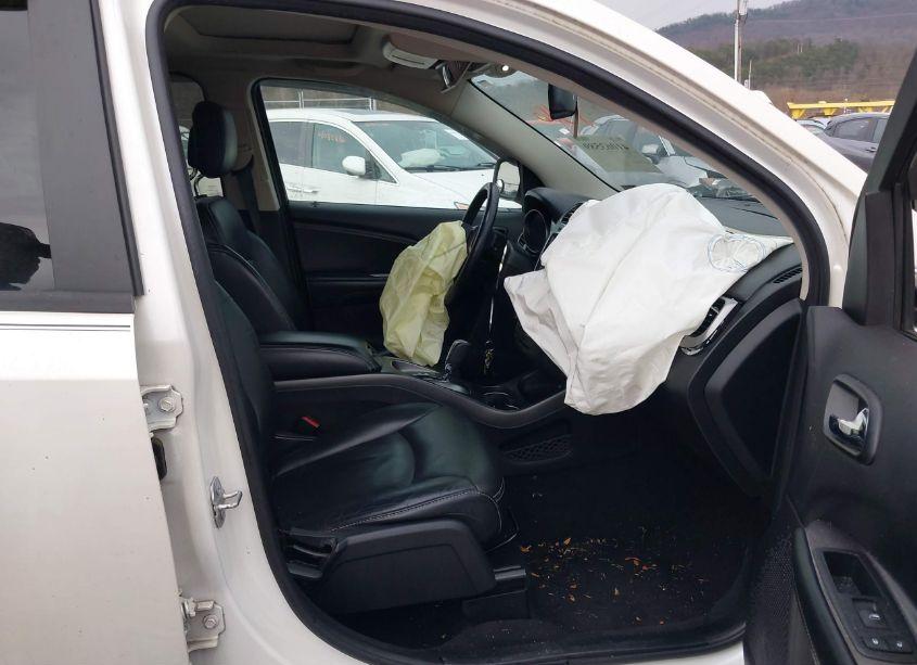 Photo 5 of 2015 Dodge Journey CROSSROAD (VIN 3C4PDCGG2FT737316)