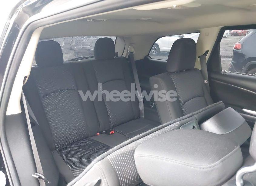 Photo 8 of 2016 Dodge Journey CROSSROAD (VIN 3C4PDCGG2GT112139)