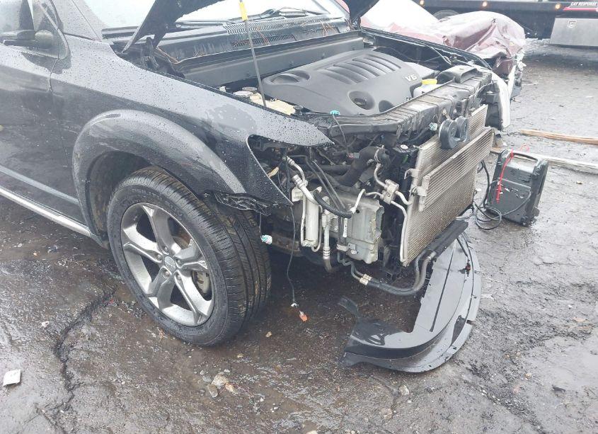 Photo 6 of 2017 Dodge Journey CROSSROAD PLUS (VIN 3C4PDCGG2HT625814)