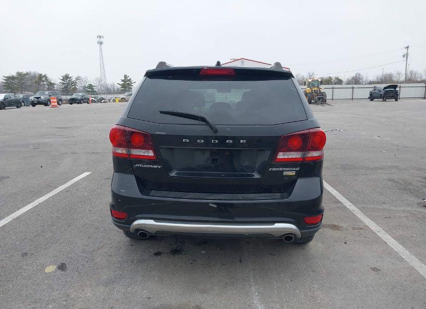 Photo 16 of 2018 Dodge Journey CROSSROAD (VIN 3C4PDCGG2JT378638)