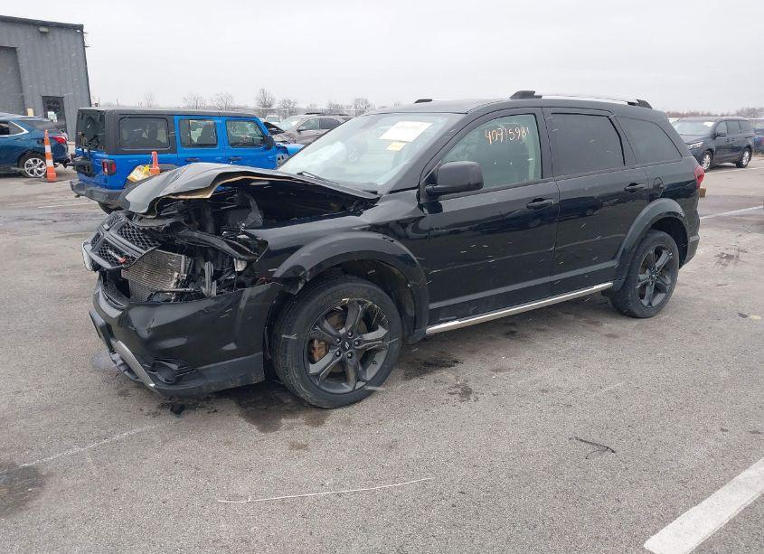 Photo 2 of 2018 Dodge Journey CROSSROAD (VIN 3C4PDCGG2JT378638)