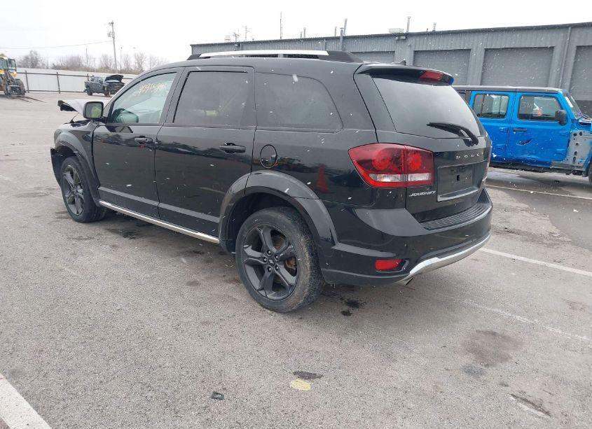 Photo 3 of 2018 Dodge Journey CROSSROAD (VIN 3C4PDCGG2JT378638)