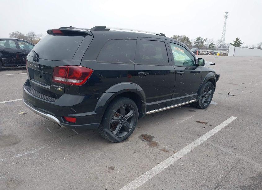 Photo 4 of 2018 Dodge Journey CROSSROAD (VIN 3C4PDCGG2JT378638)