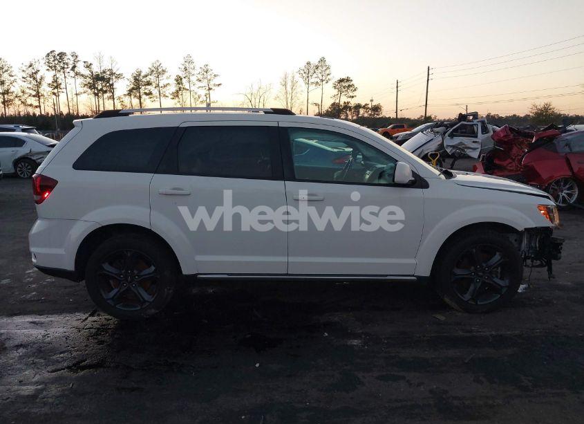 Photo 13 of 2018 Dodge Journey CROSSROAD (VIN 3C4PDCGG2JT475659)