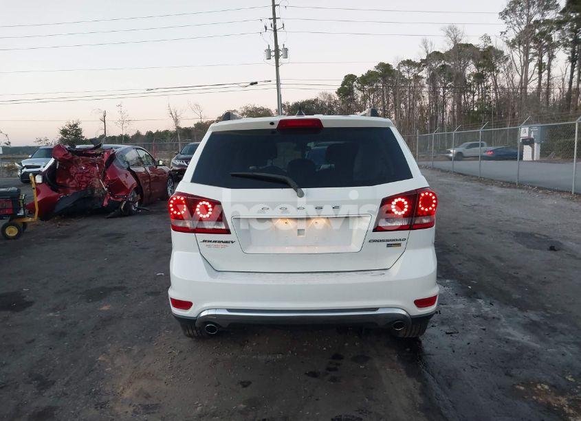 Photo 16 of 2018 Dodge Journey CROSSROAD (VIN 3C4PDCGG2JT475659)