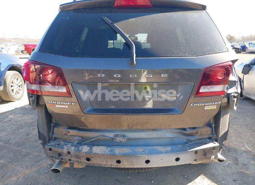 Photo 17 of 2018 Dodge Journey CROSSROAD (VIN 3C4PDCGG2JT516288)