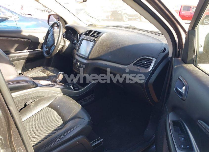 Photo 5 of 2018 Dodge Journey CROSSROAD (VIN 3C4PDCGG2JT516288)