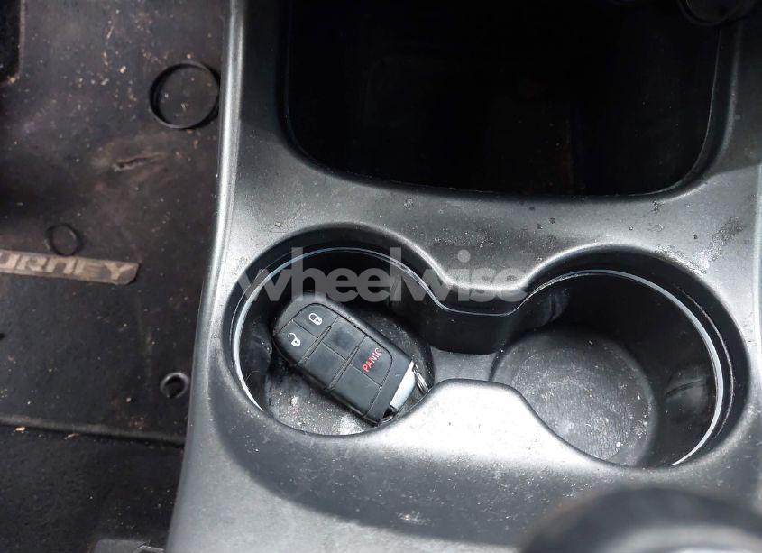 Photo 11 of 2016 Dodge Journey CROSSROAD PLUS (VIN 3C4PDCGG3GT157722)