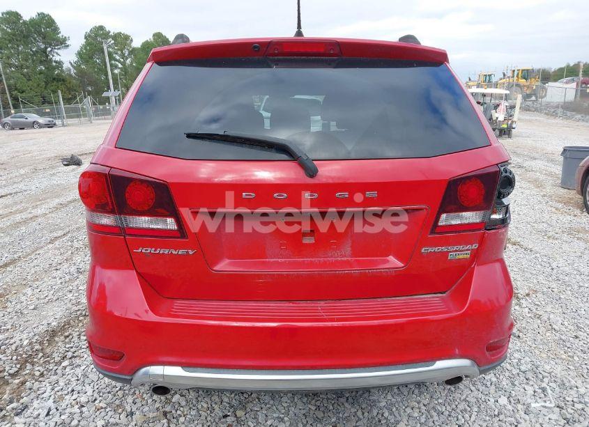 Photo 16 of 2018 Dodge Journey CROSSROAD (VIN 3C4PDCGG3JT378356)