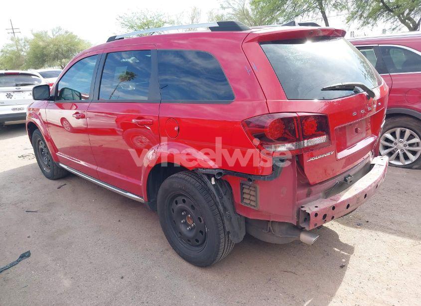 Photo 3 of 2018 Dodge Journey CROSSROAD (VIN 3C4PDCGG3JT475993)