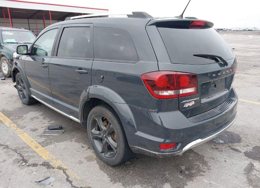 Photo 3 of 2018 Dodge Journey CROSSROAD (VIN 3C4PDCGG4JT277245)