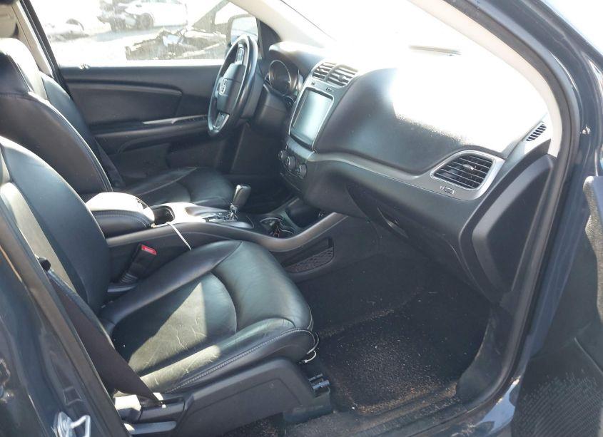 Photo 5 of 2018 Dodge Journey CROSSROAD (VIN 3C4PDCGG4JT476635)