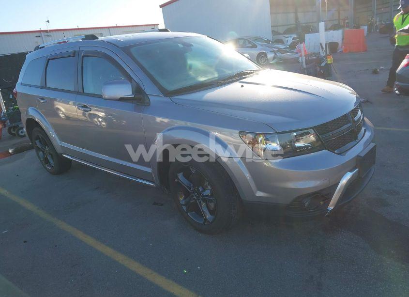 2018 Dodge Journey CROSSROAD (VIN 3C4PDCGG4JT503574) main photo