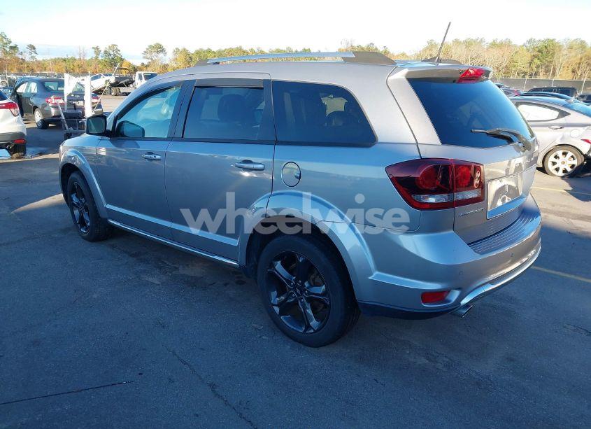 Photo 3 of 2018 Dodge Journey CROSSROAD (VIN 3C4PDCGG4JT503574)