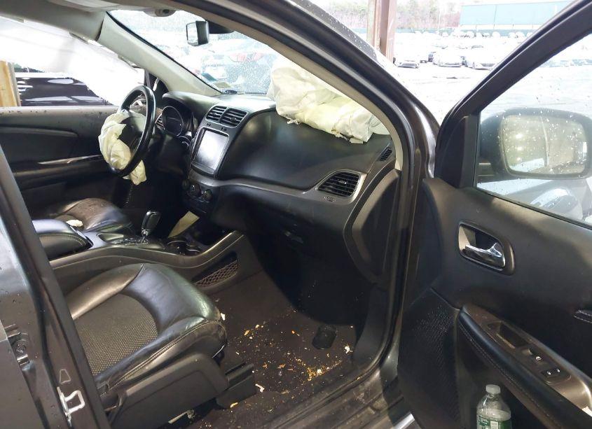 Photo 5 of 2019 Dodge Journey CROSSROAD (VIN 3C4PDCGG4KT694527)