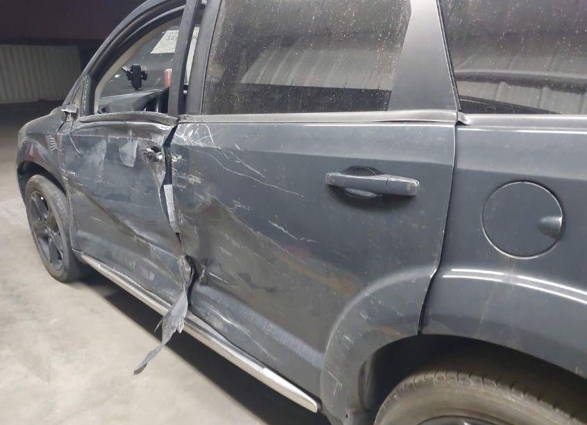 Photo 6 of 2018 Dodge Journey CROSSROAD (VIN 3C4PDCGG5JT476580)