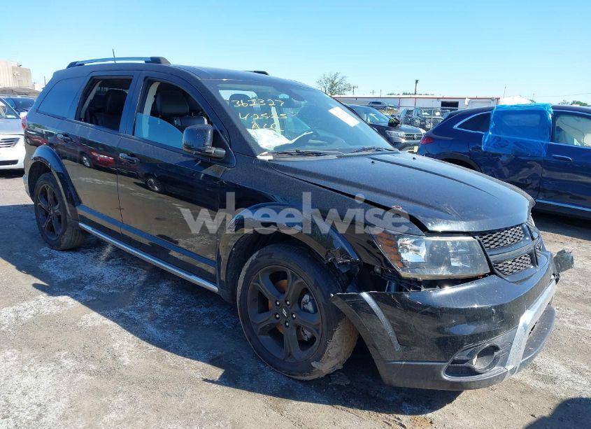 2018 Dodge Journey CROSSROAD (VIN 3C4PDCGG5JT505074) main photo