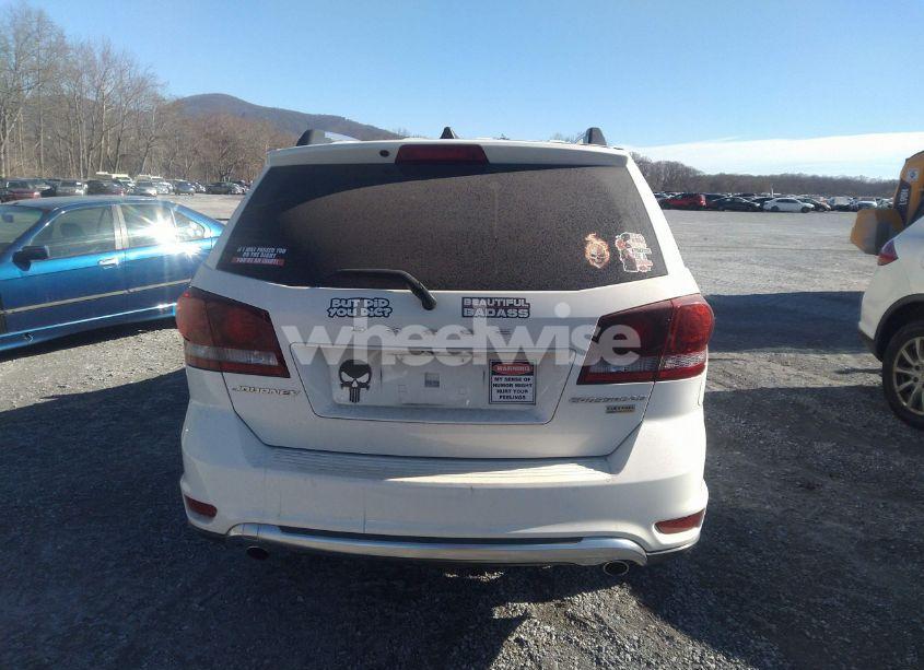 Photo 16 of 2018 Dodge Journey CROSSROAD (VIN 3C4PDCGG5JT516303)
