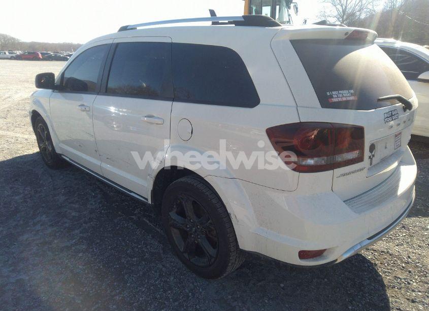 Photo 3 of 2018 Dodge Journey CROSSROAD (VIN 3C4PDCGG5JT516303)