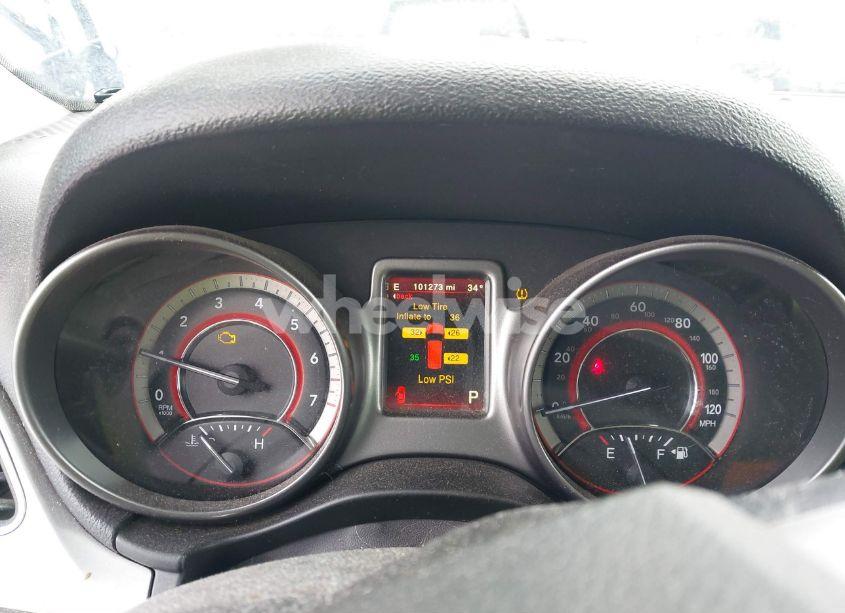 Photo 15 of 2019 Dodge Journey CROSSROAD (VIN 3C4PDCGG5KT700741)