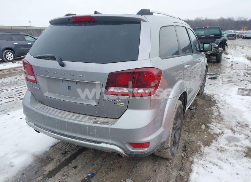 Photo 4 of 2019 Dodge Journey CROSSROAD (VIN 3C4PDCGG5KT700741)