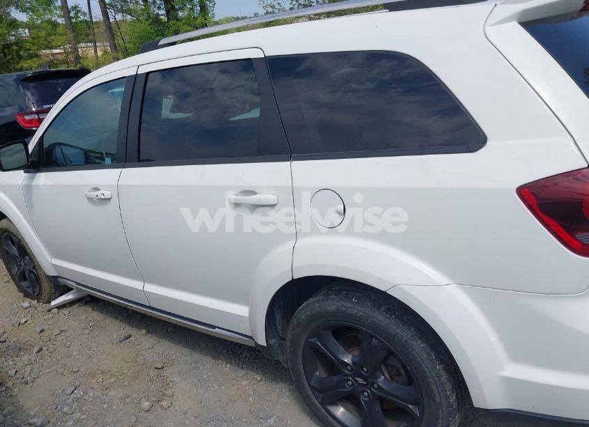 Photo 15 of 2018 Dodge Journey CROSSROAD (VIN 3C4PDCGG6JT305675)