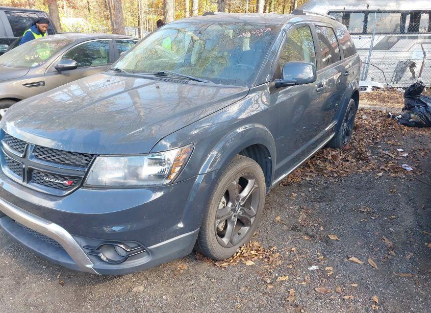 Photo 2 of 2018 Dodge Journey CROSSROAD (VIN 3C4PDCGG6JT430059)