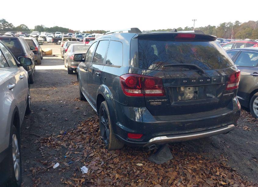 Photo 3 of 2018 Dodge Journey CROSSROAD (VIN 3C4PDCGG6JT430059)