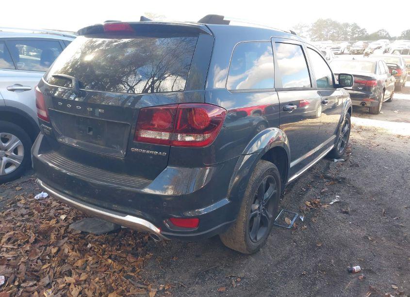 Photo 4 of 2018 Dodge Journey CROSSROAD (VIN 3C4PDCGG6JT430059)