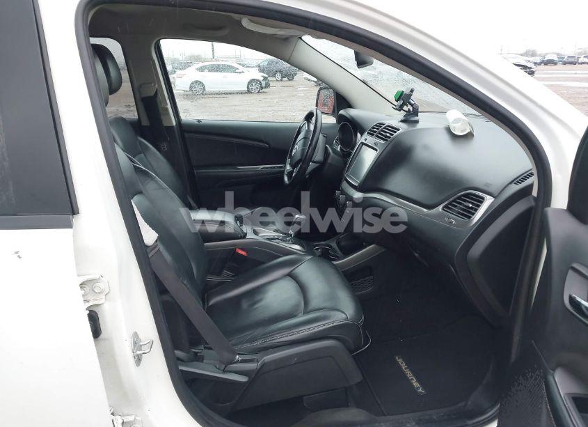 Photo 5 of 2017 Dodge Journey CROSSROAD PLUS (VIN 3C4PDCGG7HT673504)