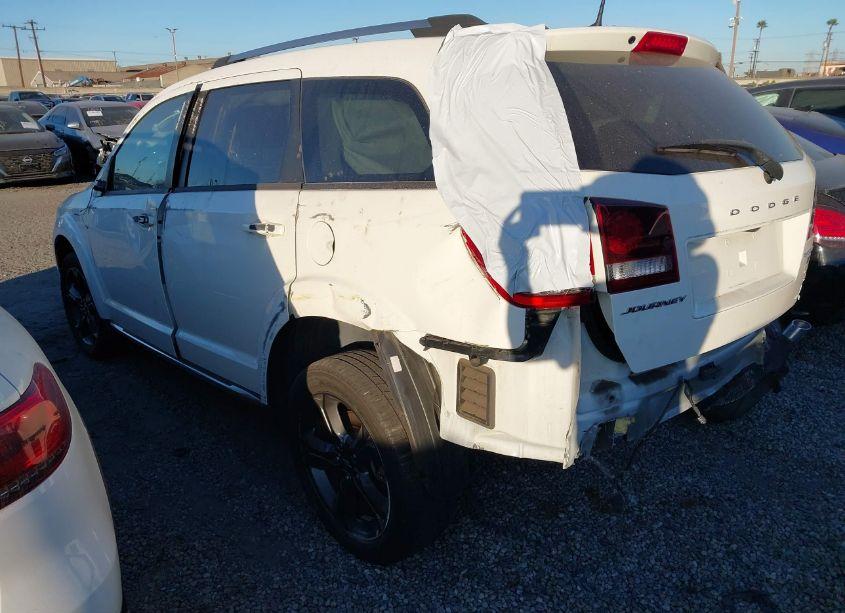 Photo 3 of 2018 Dodge Journey CROSSROAD (VIN 3C4PDCGG7JT513645)