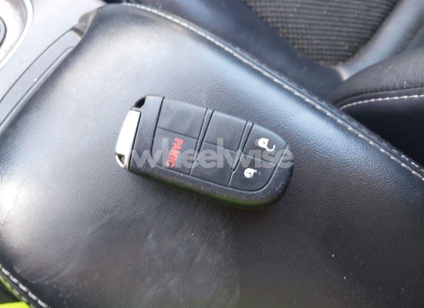 Photo 11 of 2019 Dodge Journey CROSSROAD (VIN 3C4PDCGG7KT809945)