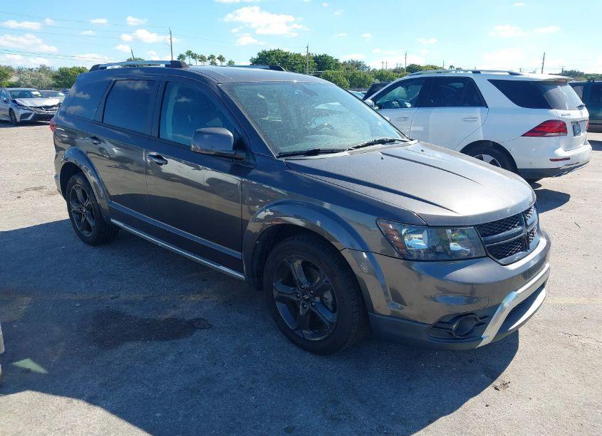 2019 Dodge Journey CROSSROAD (VIN 3C4PDCGG7KT857879) main photo