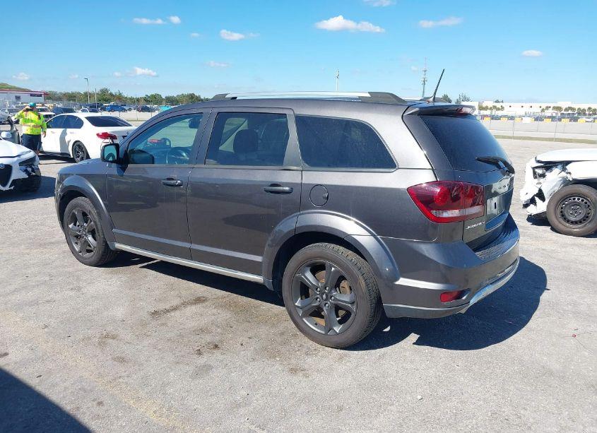 Photo 3 of 2019 Dodge Journey CROSSROAD (VIN 3C4PDCGG7KT857879)