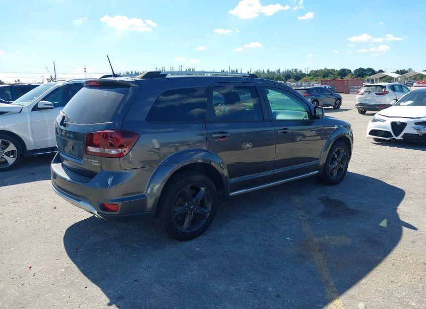 Photo 4 of 2019 Dodge Journey CROSSROAD (VIN 3C4PDCGG7KT857879)