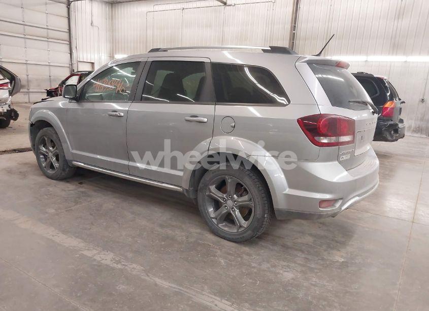 Photo 3 of 2015 Dodge Journey CROSSROAD (VIN 3C4PDCGG8FT631064)