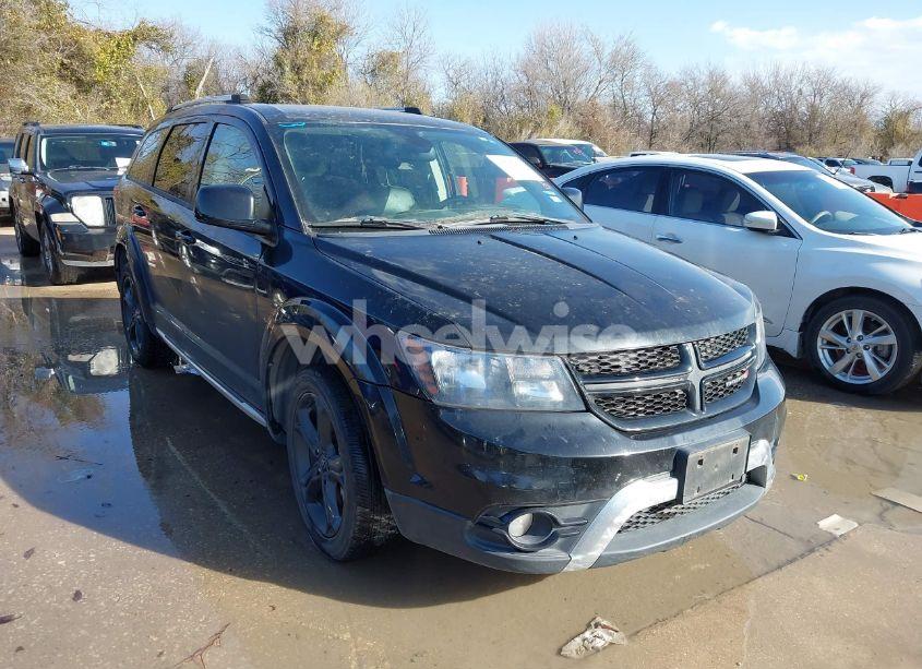 2019 Dodge Journey CROSSROAD (VIN 3C4PDCGG8KT803376) main photo