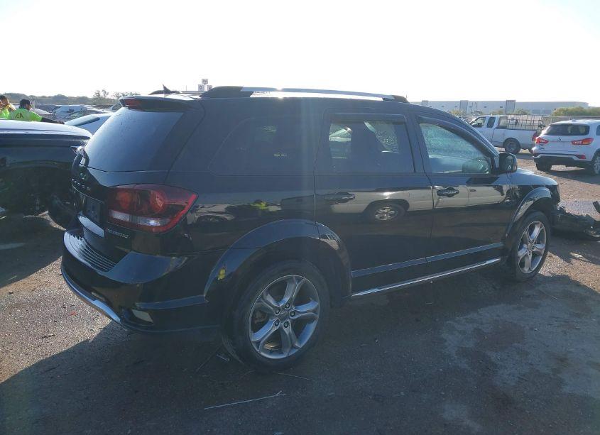 Photo 4 of 2017 Dodge Journey CROSSROAD (VIN 3C4PDCGG9HT516931)