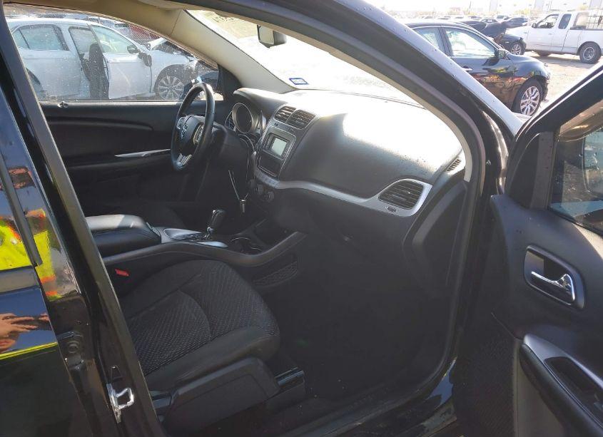 Photo 5 of 2017 Dodge Journey CROSSROAD (VIN 3C4PDCGG9HT516931)