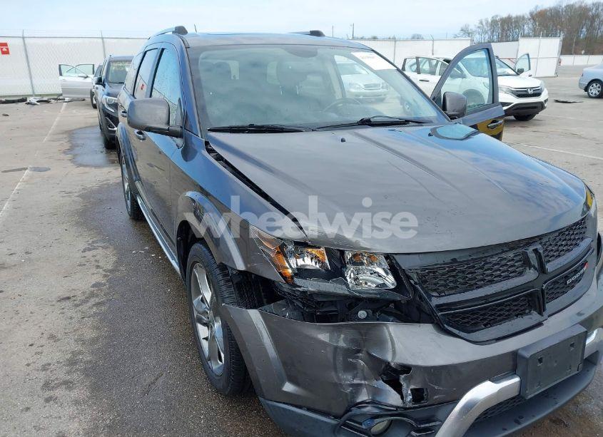 Photo 6 of 2017 Dodge Journey CROSSROAD PLUS (VIN 3C4PDCGG9HT613272)