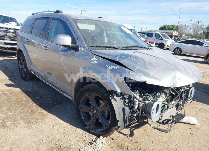 2018 Dodge Journey CROSSROAD (VIN 3C4PDCGG9JT345605) main photo