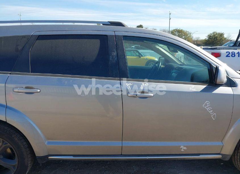 Photo 14 of 2018 Dodge Journey CROSSROAD (VIN 3C4PDCGG9JT345605)