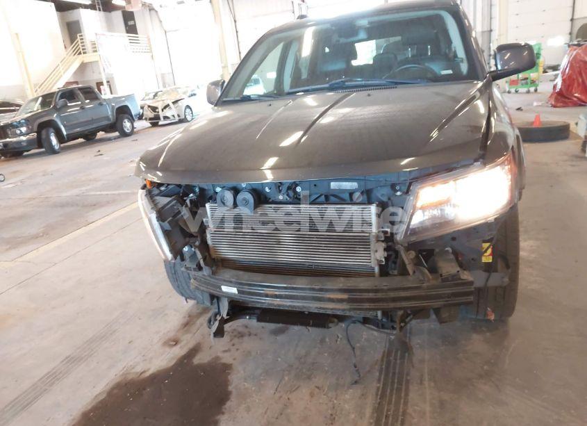 Photo 18 of 2019 Dodge Journey CROSSROAD (VIN 3C4PDCGG9KT717767)