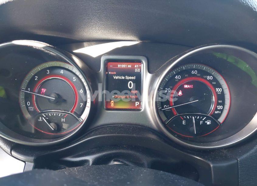 Photo 7 of 2019 Dodge Journey CROSSROAD (VIN 3C4PDCGG9KT857575)