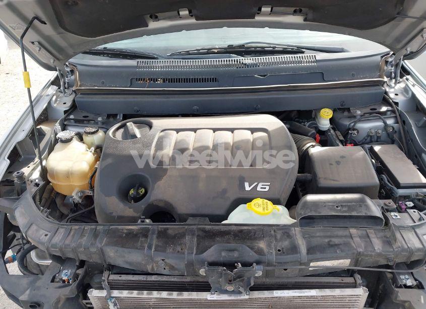 Photo 10 of 2018 Dodge Journey CROSSROAD (VIN 3C4PDCGGXJT215834)