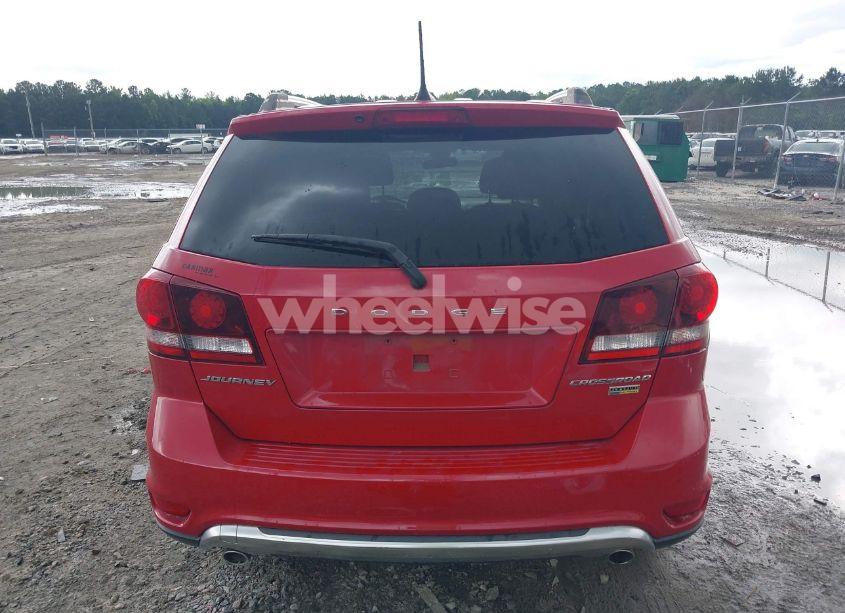 Photo 16 of 2018 Dodge Journey CROSSROAD (VIN 3C4PDCGGXJT378693)