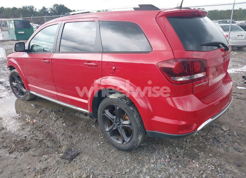 Photo 3 of 2018 Dodge Journey CROSSROAD (VIN 3C4PDCGGXJT378693)