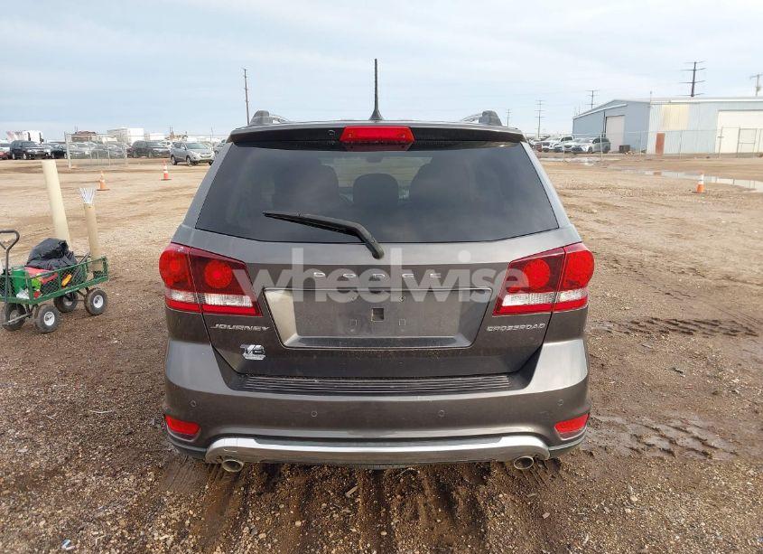 Photo 15 of 2018 Dodge Journey CROSSROAD (VIN 3C4PDCGGXJT507158)